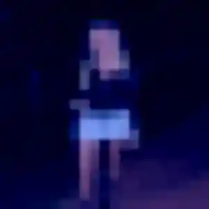 Constance de Ahuy, 27 ans - plan cul sans prise de tête