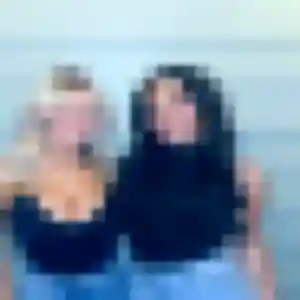 Djenna, 21 ans, dispo pour plan cul à Albon