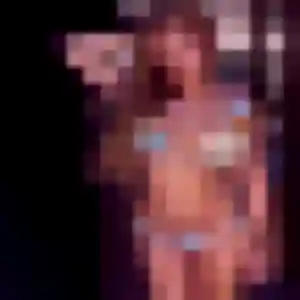 plan cul à Alizay : profil de Faustine, 20 ans - accès libre