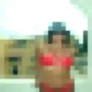 Lilou, 34 ans, dispo pour plan cul à Andoins