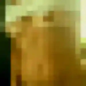 Mona de Angy, 20 ans - plan cul en toute liberté