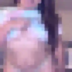 Sexy Clarisse, 21 ans à Annonay - voir sa photo