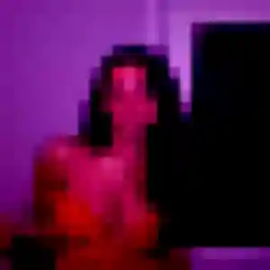 Leana, 28 ans, en ligne à Apprieu pour une rencontre coquine