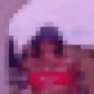 Elia (20 ans) à Apremont cherche une rencontre aujourd'hui