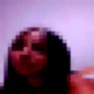 Aya (27 ans) à Arbin propose un plan cul maintenant