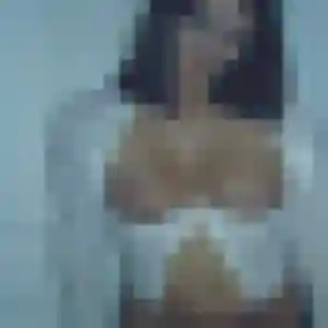 Contacte Cassandre, 25 ans à Ardres en privé