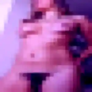 Selma, 28 ans, connectée à Argentan pour une rencontre coquine