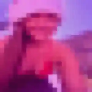 Faustine, fille de 19 ans cherche plan cul à Arlay