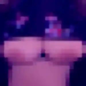 Aya (34 ans) à Aron attend une rencontre maintenant