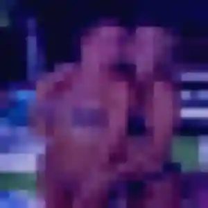 Oriane, 19 ans, en ligne à Aubers pour une rencontre coquine