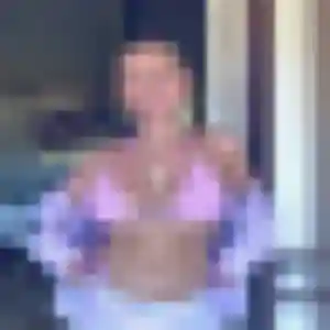 Nael, 38 ans, connectée à Aubigny-en-Artois pour un plan cul