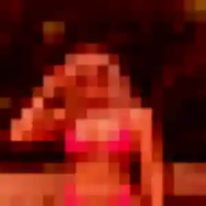 Oceane, 26 ans, connectée à Aulnay-sur-Iton pour une rencontre coquine