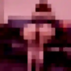 Maya, 21 ans, connectée à Aunay-sous-Crécy pour un plan cul