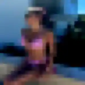 Rejoins Stella, 30 ans à Autheuil-Authouillet en t'inscrivant