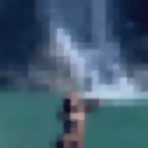 Manel, fille de 19 ans cherche plan cul à Avrechy