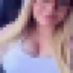 Giulia, fille de 37 ans veut plan cul à Aydat