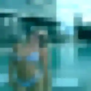 Salome, 23 ans, connectée à Balleroy-sur-Drôme pour une rencontre coquine
