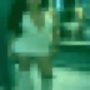 plan cul à Beaulieu-sur-Mer : photo de Flore, 20 ans - accès libre