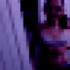 Syrine, 20 ans, connectée à Berd'huis pour un plan cul