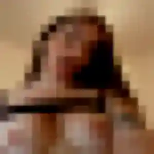 Celeste, 22 ans, dispo pour plan cul à Bertangles