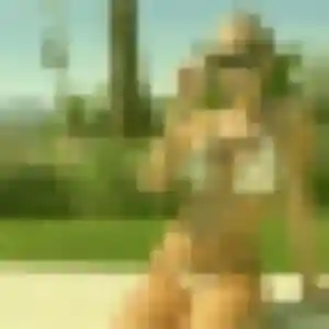 Albane, 23 ans, en ligne à Beynes pour un plan cul