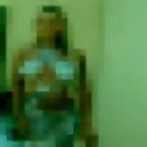 Thais, femme de 25 ans propose plan cul à Bieujac