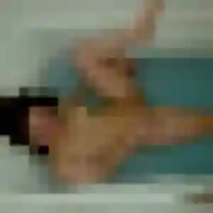 Découvre Eden, 19 ans à Biviers en privé