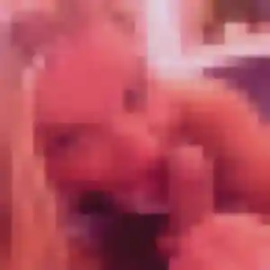 Naya, fille de 21 ans propose plan cul à Blainville-sur-Mer