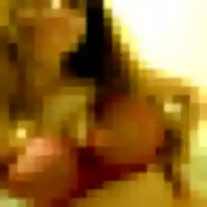 Enora, 36 ans, connectée à Blancs-Coteaux pour une rencontre coquine