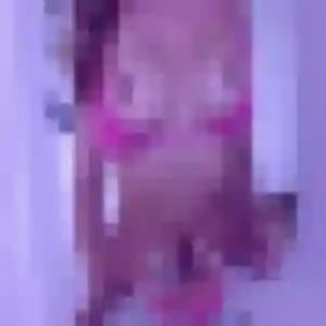 Elya, 33 ans, en ligne à Bléré pour une rencontre coquine