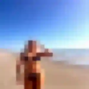 Flore (33 ans) à Blois propose un plan cul maintenant