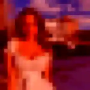 Contacte Rania, 21 ans à Bou gratuitement