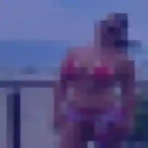 Jolie Anissa, 22 ans à Boué - voir sa photo