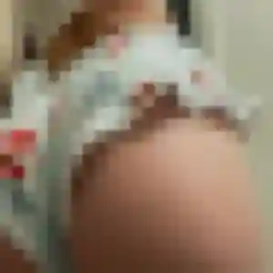 Armelle, 22 ans, connectée à Bourg-Achard pour une rencontre coquine