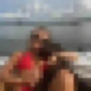 Elina (19 ans) à Bours cherche un plan cul maintenant