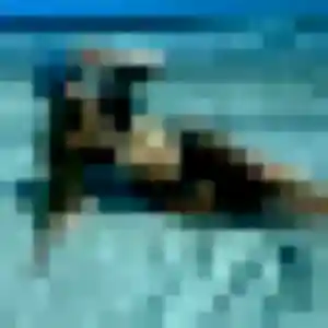 Imen de Bourth, 21 ans - plan cul sans prise de tête