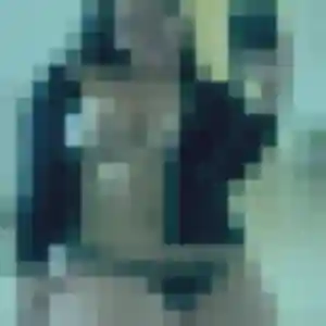 Justine, 20 ans, en ligne à Branne pour une rencontre coquine