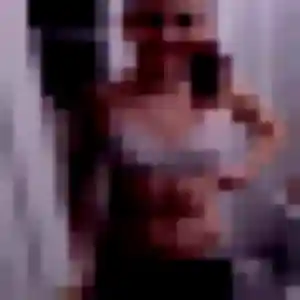 Isaure, 37 ans, connectée à Bréauté pour une rencontre coquine