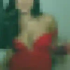 Leana, 21 ans, connectée à Brette-les-Pins pour une rencontre coquine