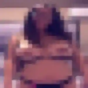 Albane, 30 ans, disponible à Broué pour une rencontre coquine