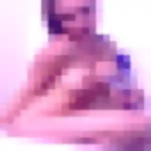 Mona, 36 ans, en ligne à Cabariot pour une rencontre coquine