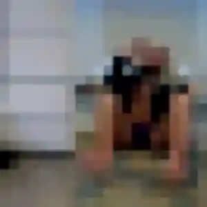 Selma, 34 ans, connectée à Cambronne-lès-Ribécourt pour un plan cul