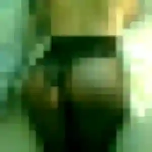 Giulia, 29 ans, dispo pour plan cul à Campan