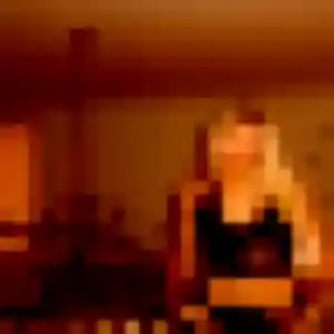 Capucine (22 ans) à Carentan-les-Marais propose un plan cul maintenant