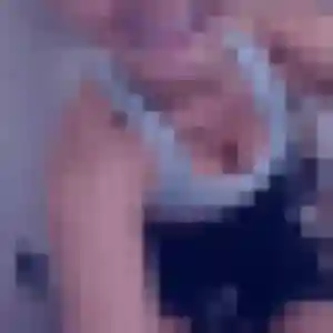 Giulia, 30 ans, connectée à Castelnau-Rivière-Basse pour une rencontre coquine