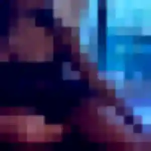 Alix, 34 ans, en ligne à Champvert pour une rencontre coquine