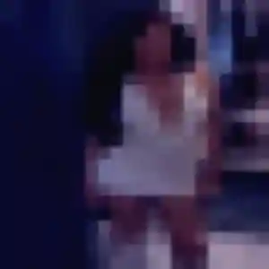 Flore, femme de 19 ans veut plan cul à Chamvres