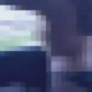 Photo de Nolwenn à Charleval (23 ans) - plan cul gratuit