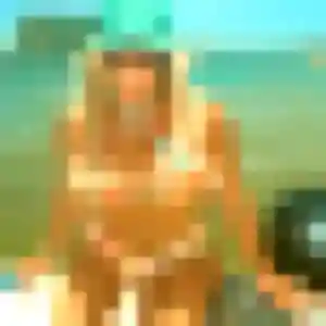 Découvre Alya, 28 ans à Chartainvilliers gratuitement