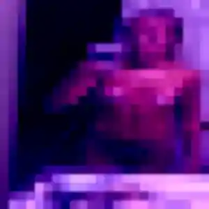 Rejoins Alya, 24 ans à Châteauvillain en privé